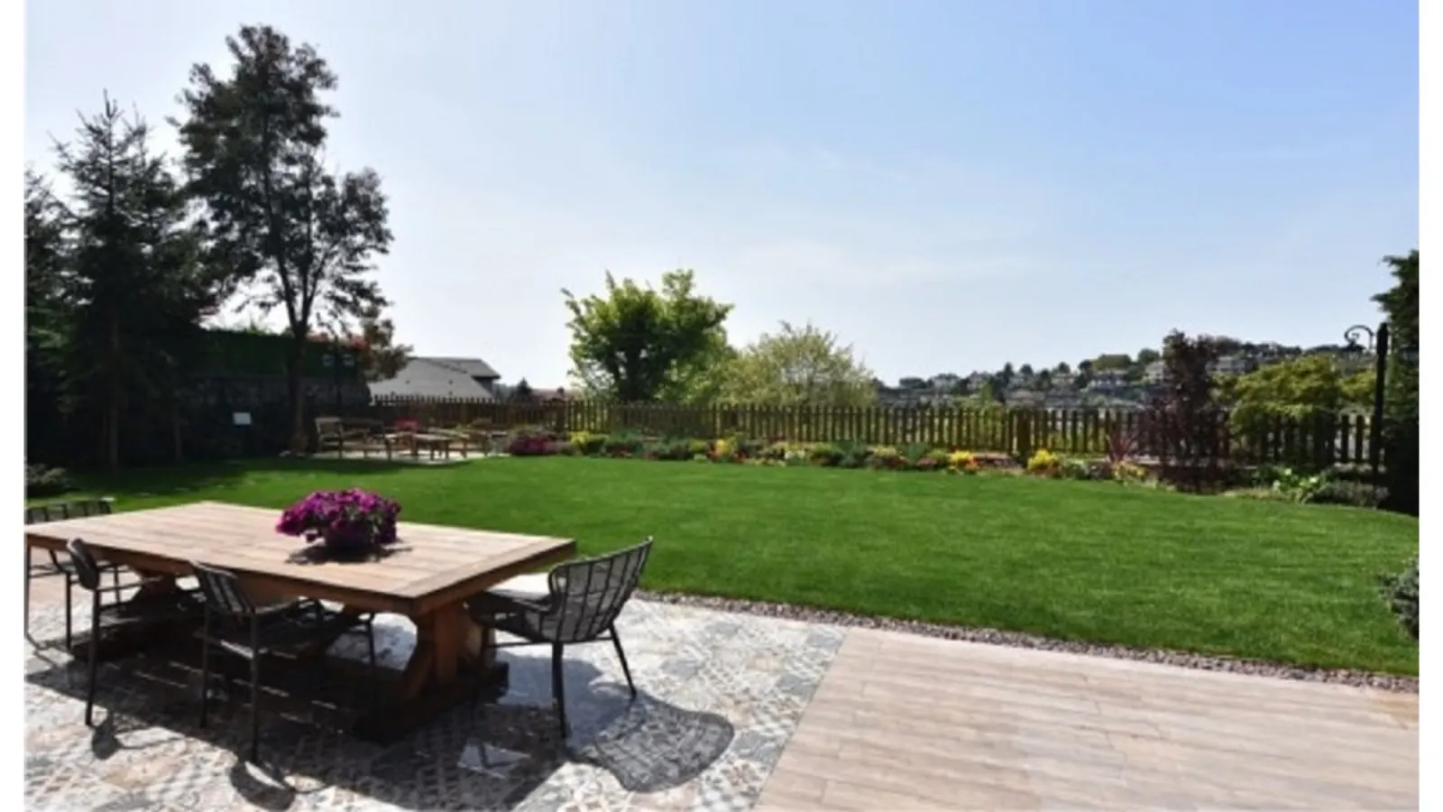 Acarkent villa garden