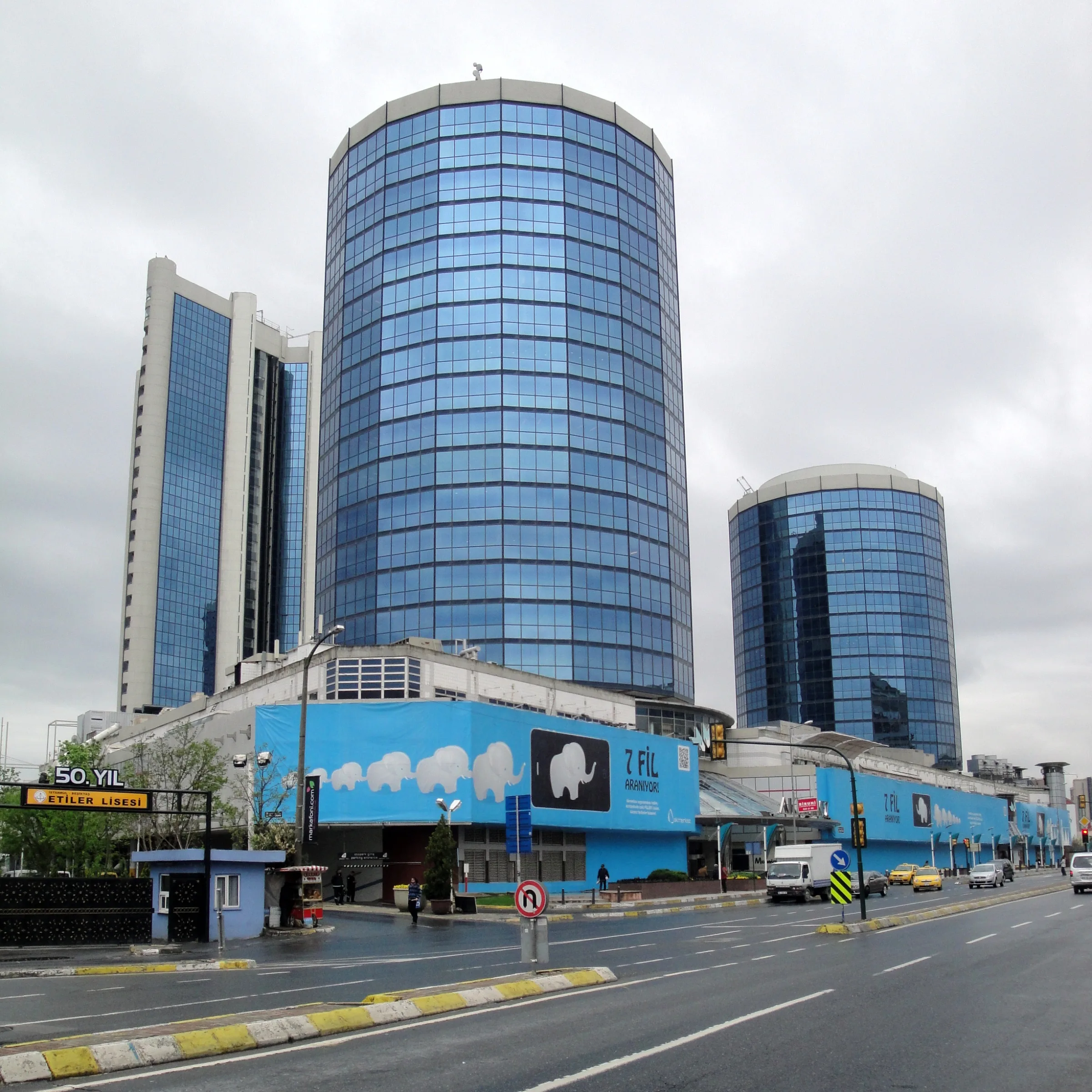 Akmerkez Residence and office towers from Nispetiye Avenue