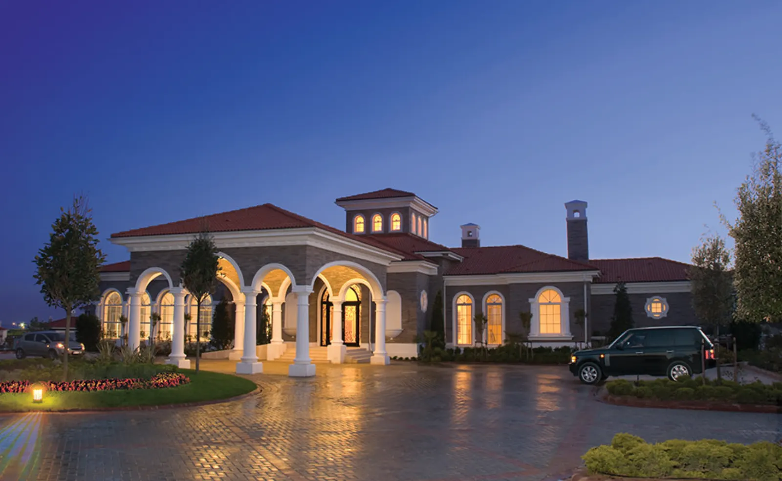 Alkent Lake Manors villas