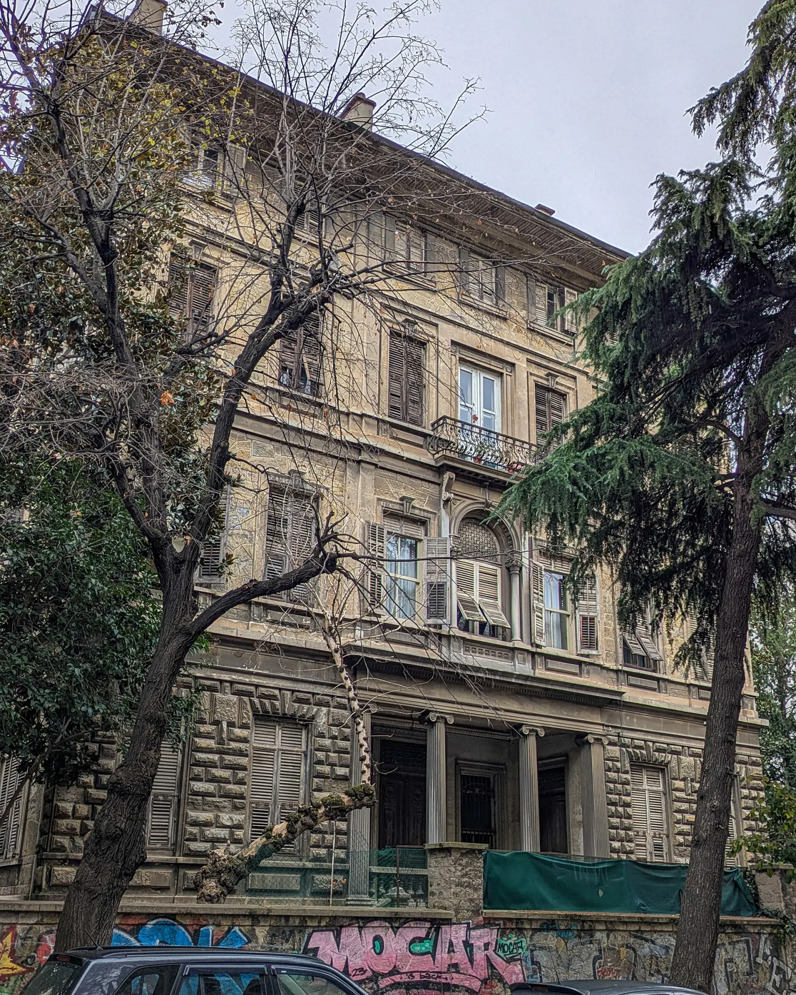 Arif Sarıca Mansion exterior
