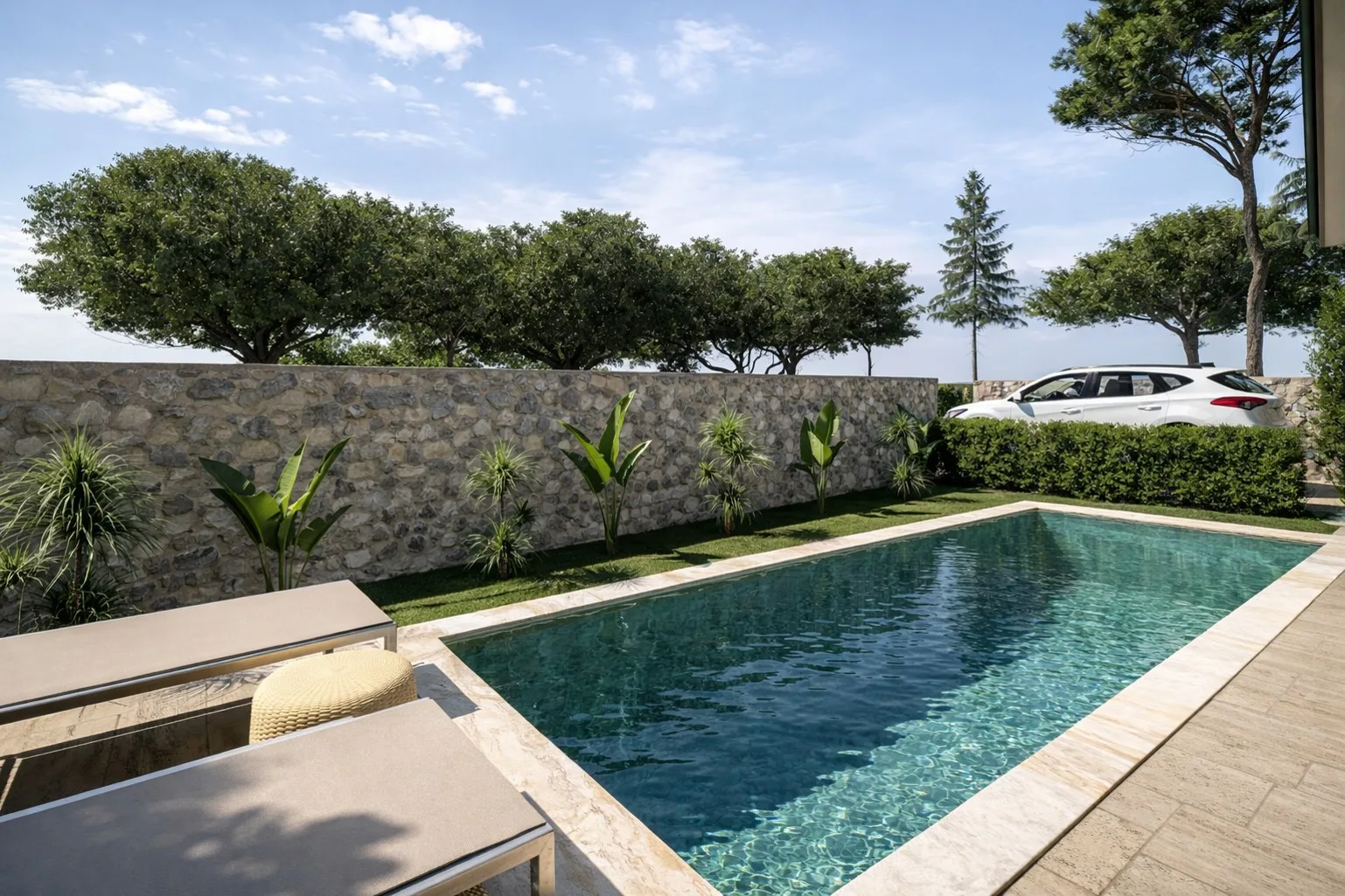 BaRiviera villa özel havuzu ve bahçesi