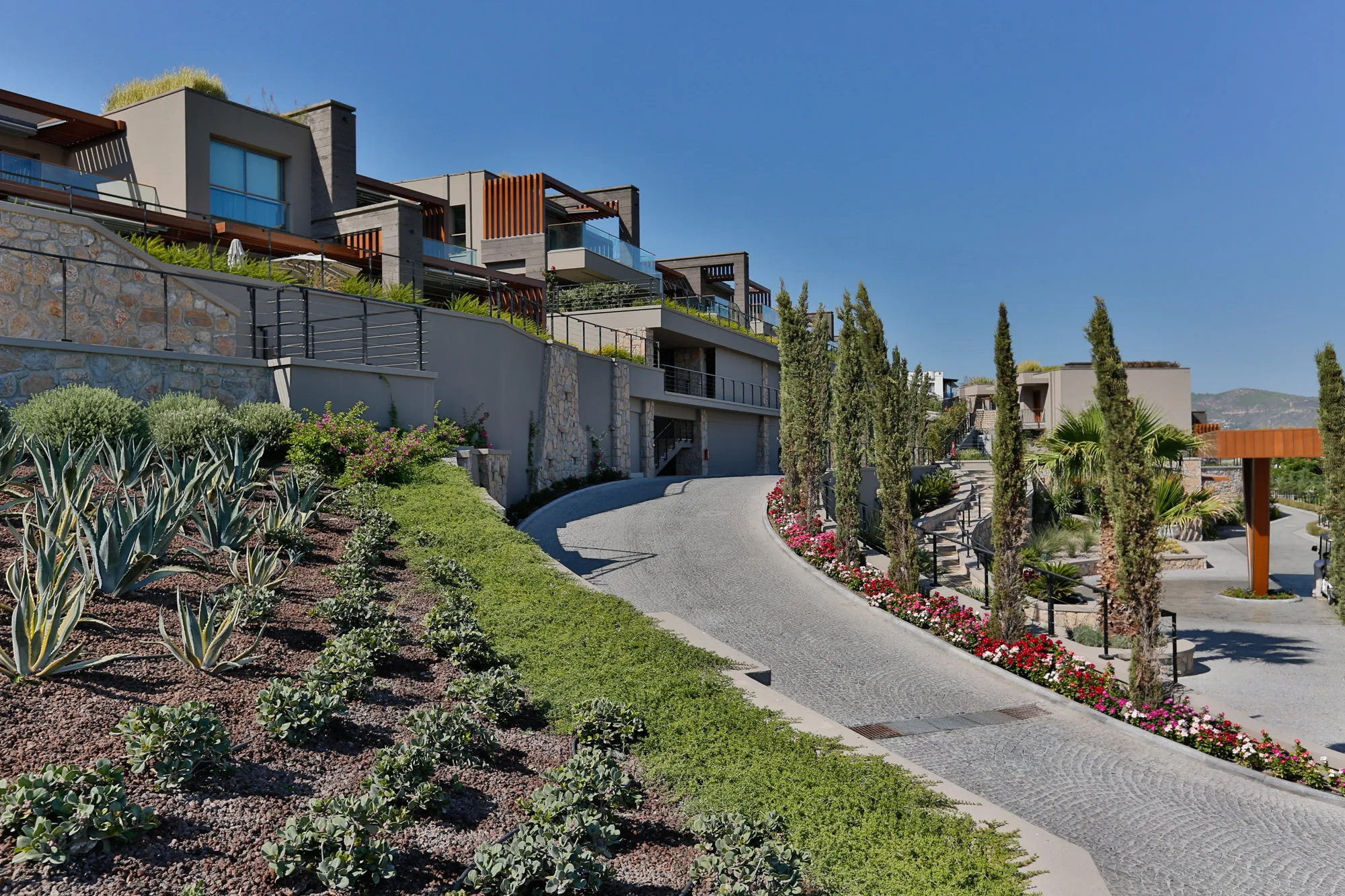 Caresse The Residences villas and landscaping