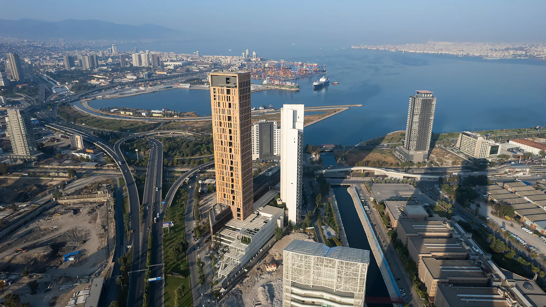 Ege Perla and the bay
