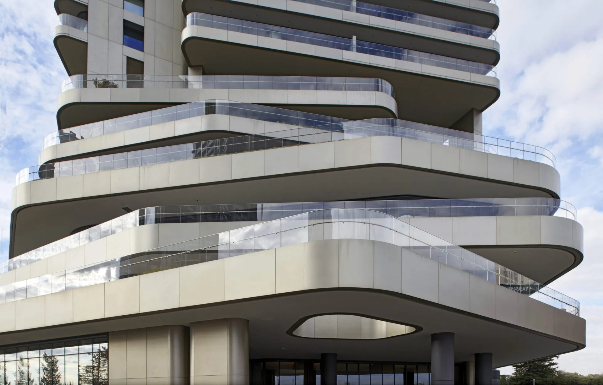 Kuzu Effect podium and tower detail