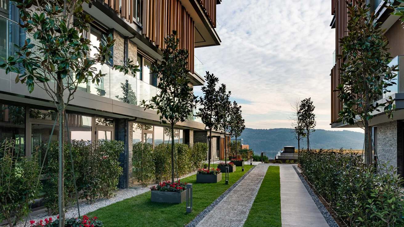 Mesa Çubuklu 28 bloklar arası peyzaj ve Boğaz
