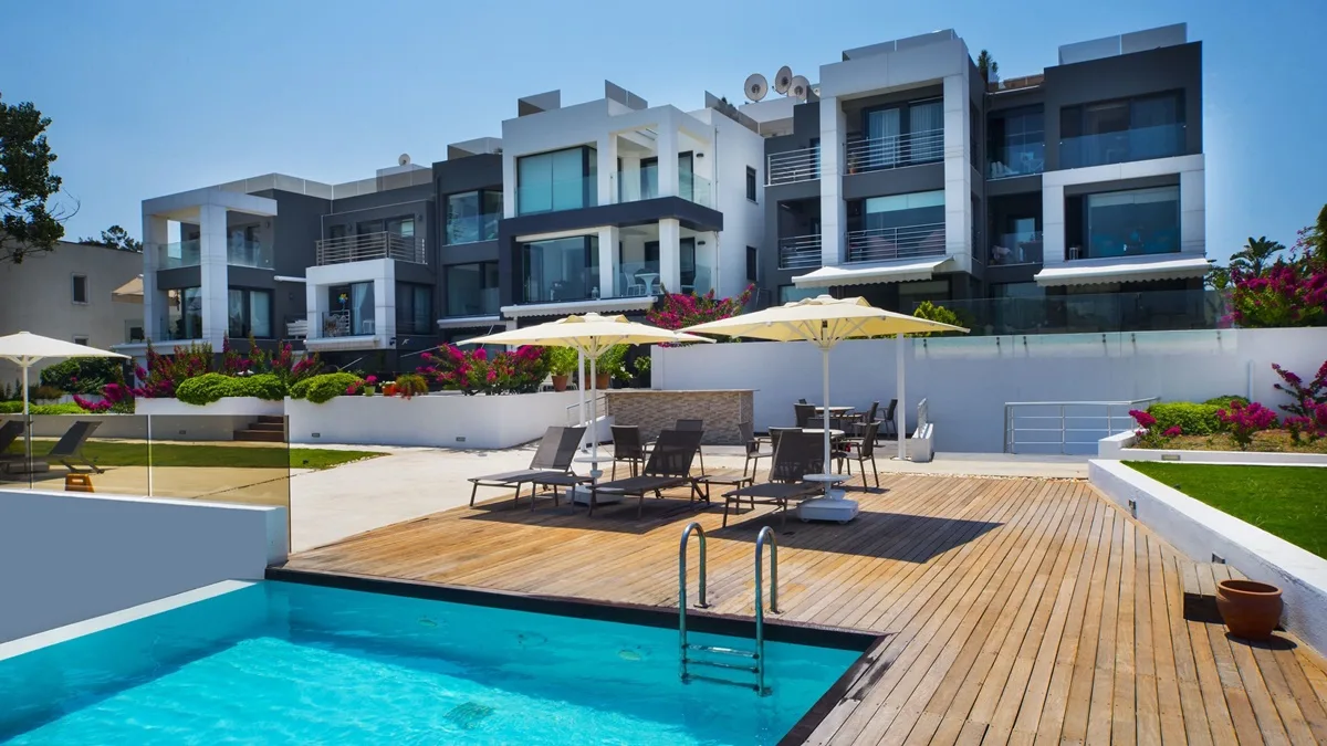 Seba Boutique Yalıkavak buildings and pool deck