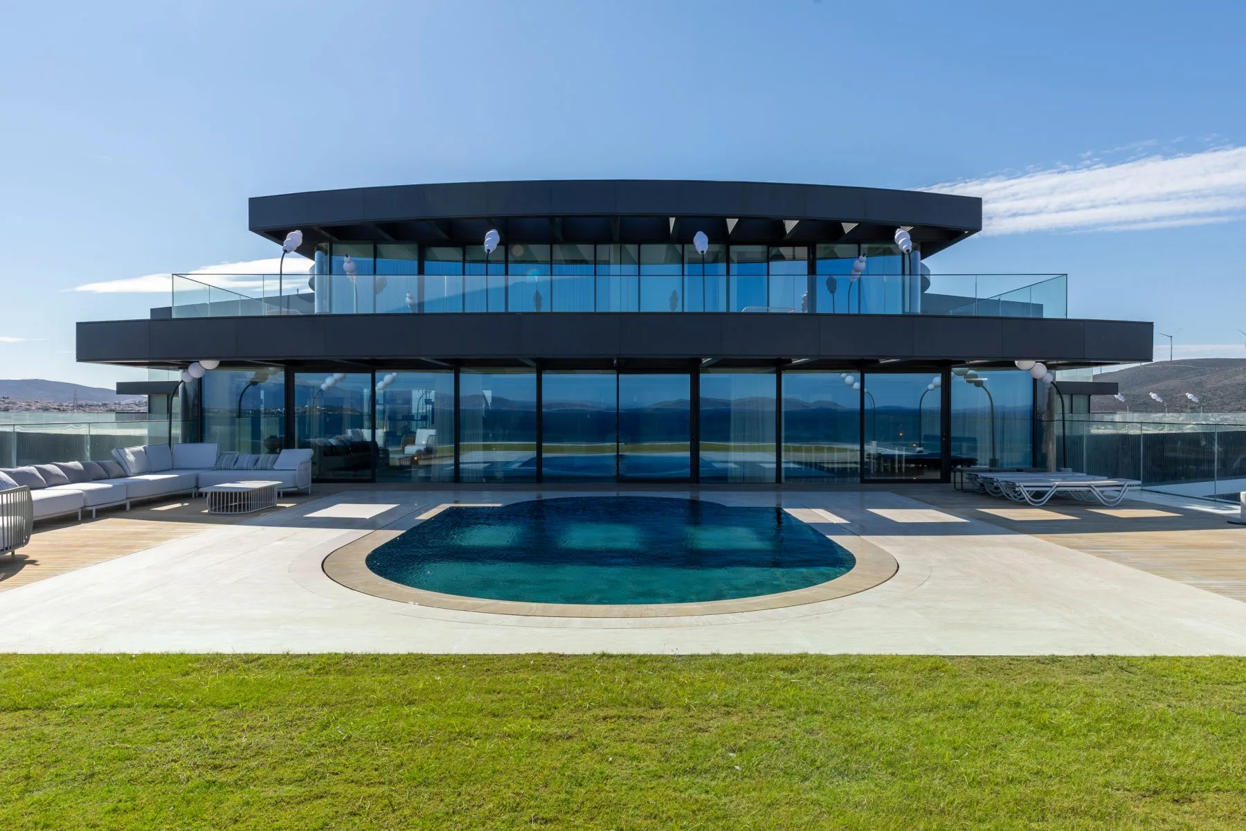 Penthouse terrace and private pool