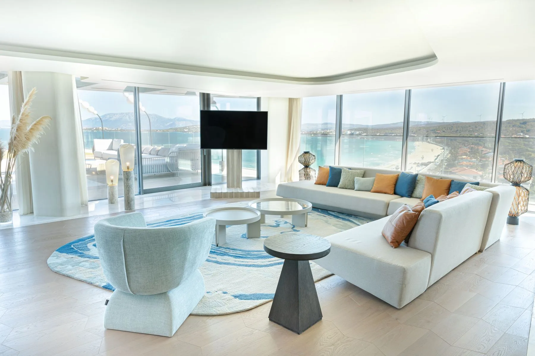 Penthouse living room with sea view