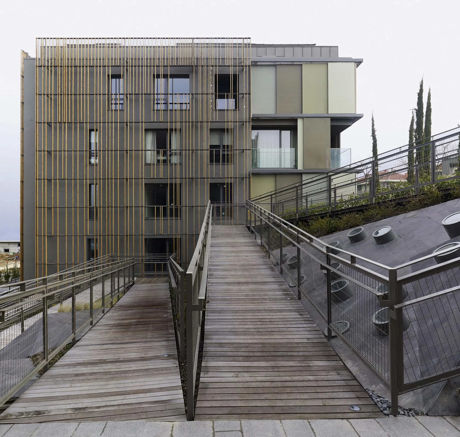 Ulus Savoy Residences blok girişi köprüsü
