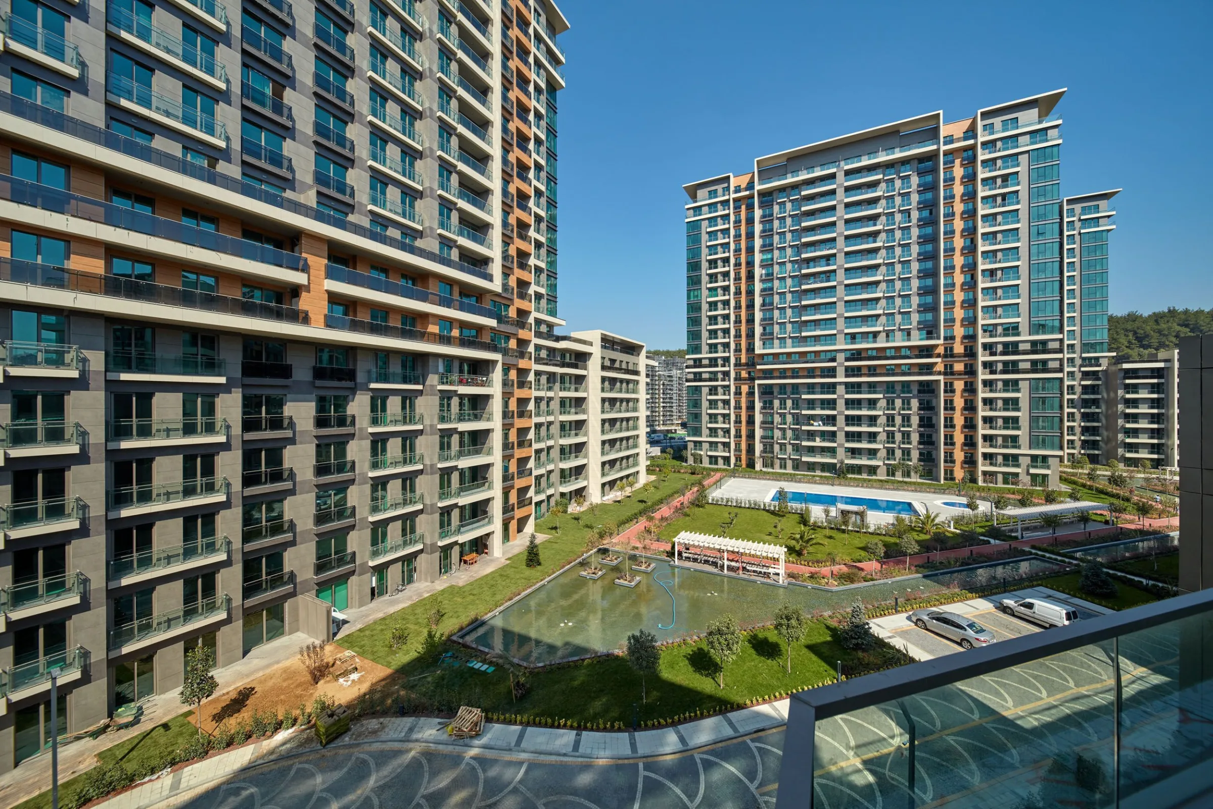 Vadistanbul Park residential blocks and landscaping