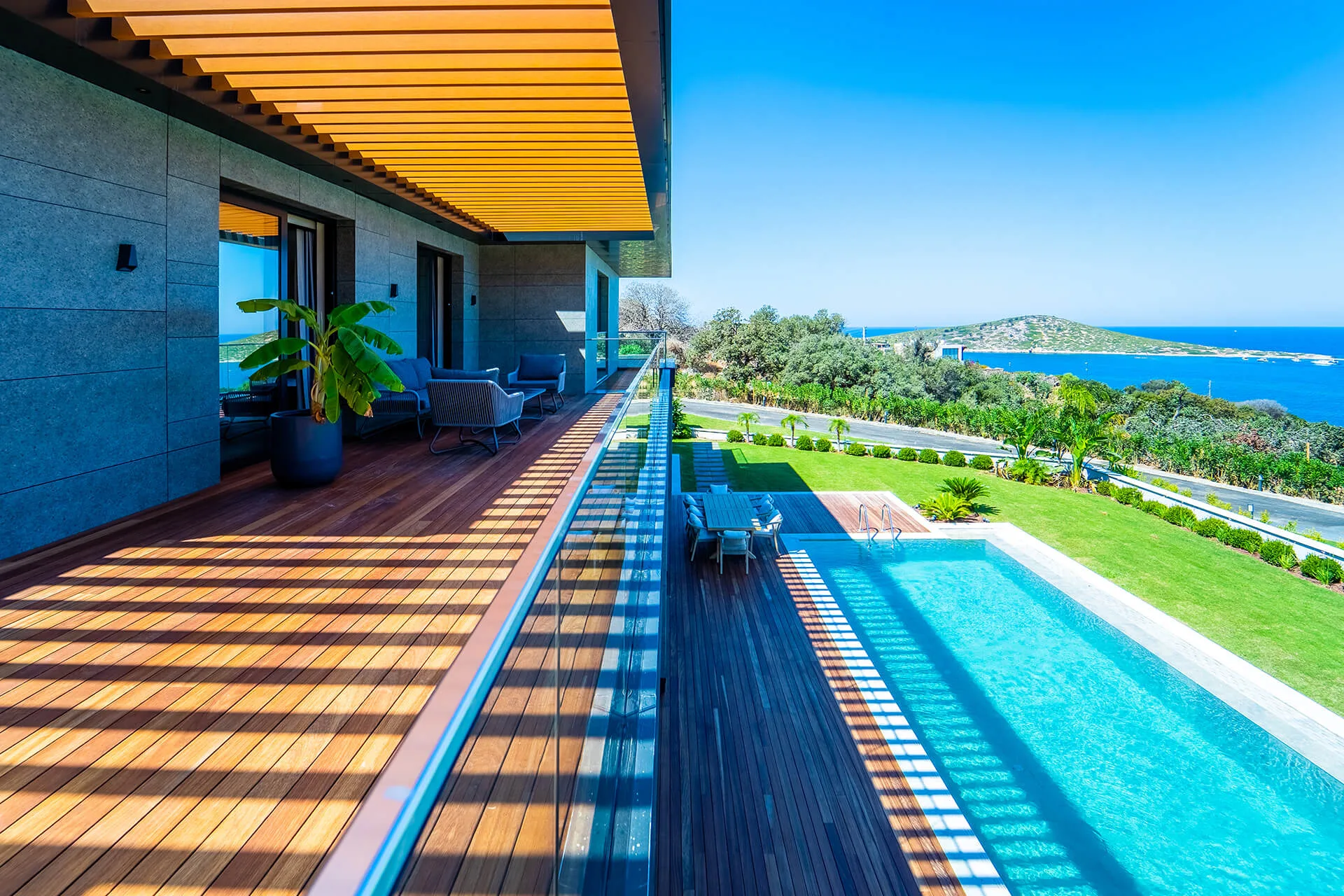 Velux Yalıkavak villa pool and terrace