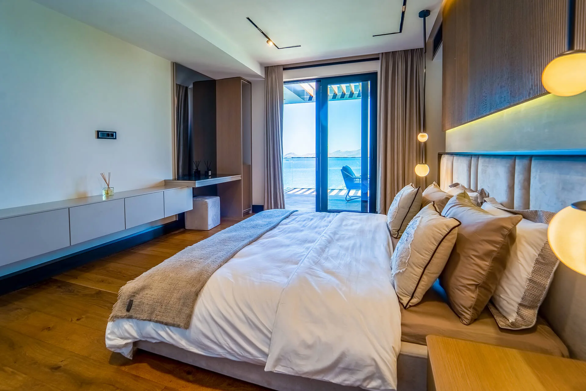 Velux Yalıkavak bedroom